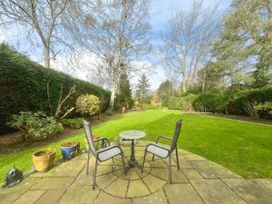 Photo 27- click for photo gallery